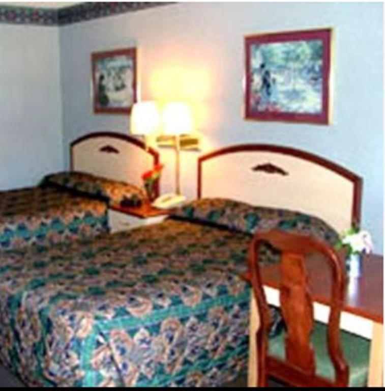 Budget Inn & Suites - Talladega Ruang foto