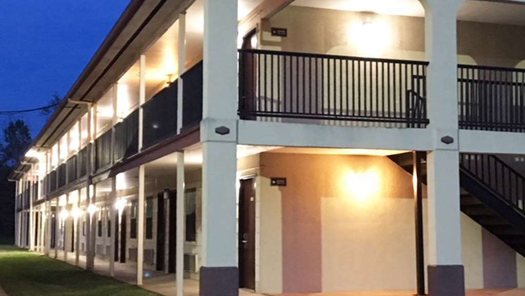 Budget Inn & Suites - Talladega Bagian luar foto