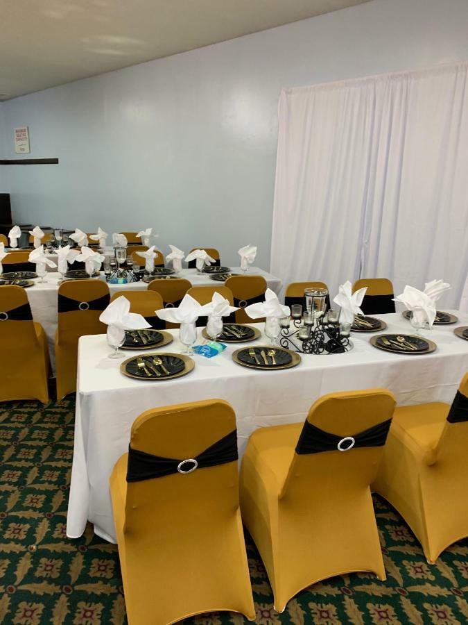 Budget Inn & Suites - Talladega Bagian luar foto
